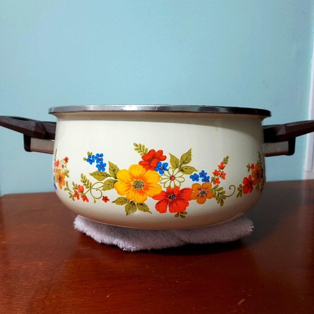 Vintage JMP Sweet Flowers Design Stew Pot Dutch Oven Spain